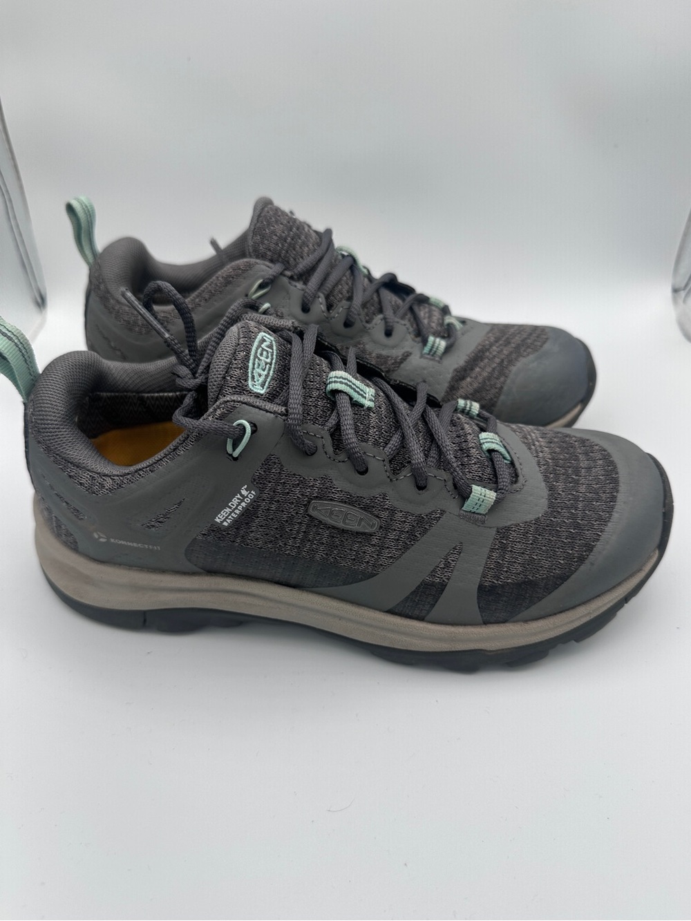 Keen Gray Knit Terradora 2 Trail Hicking Sneakers with Mint Accent Size 5
